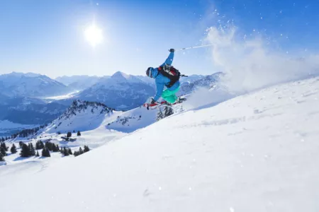 Skifahren am Hahnenkamm, Naturparkregion Reutte